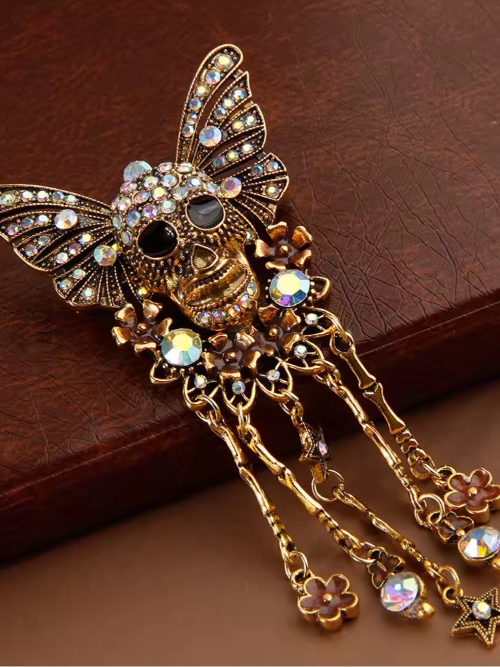 Halloween Gothic Gold Butterfly Tassel Brooch - Picture 6 of 11